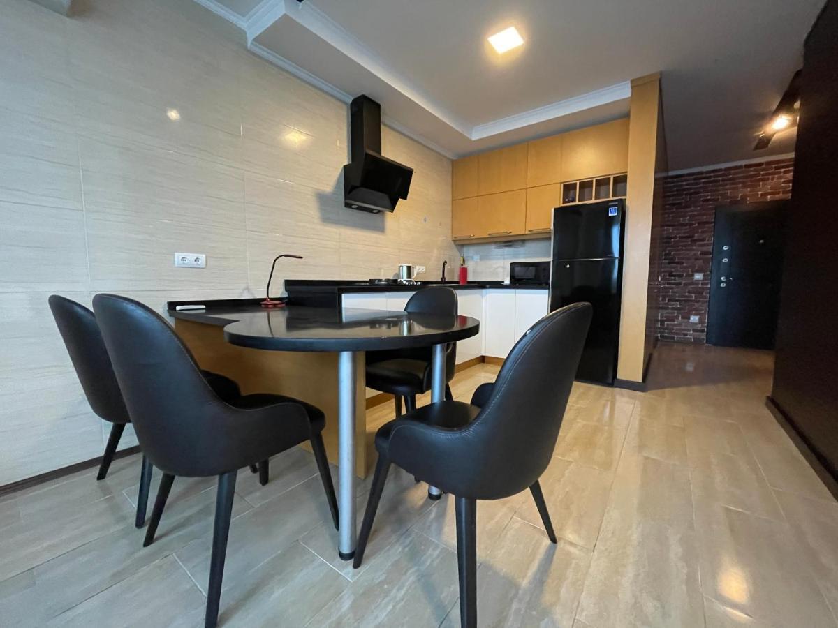 Batumi Real Lux Apartment ภายนอก รูปภาพ