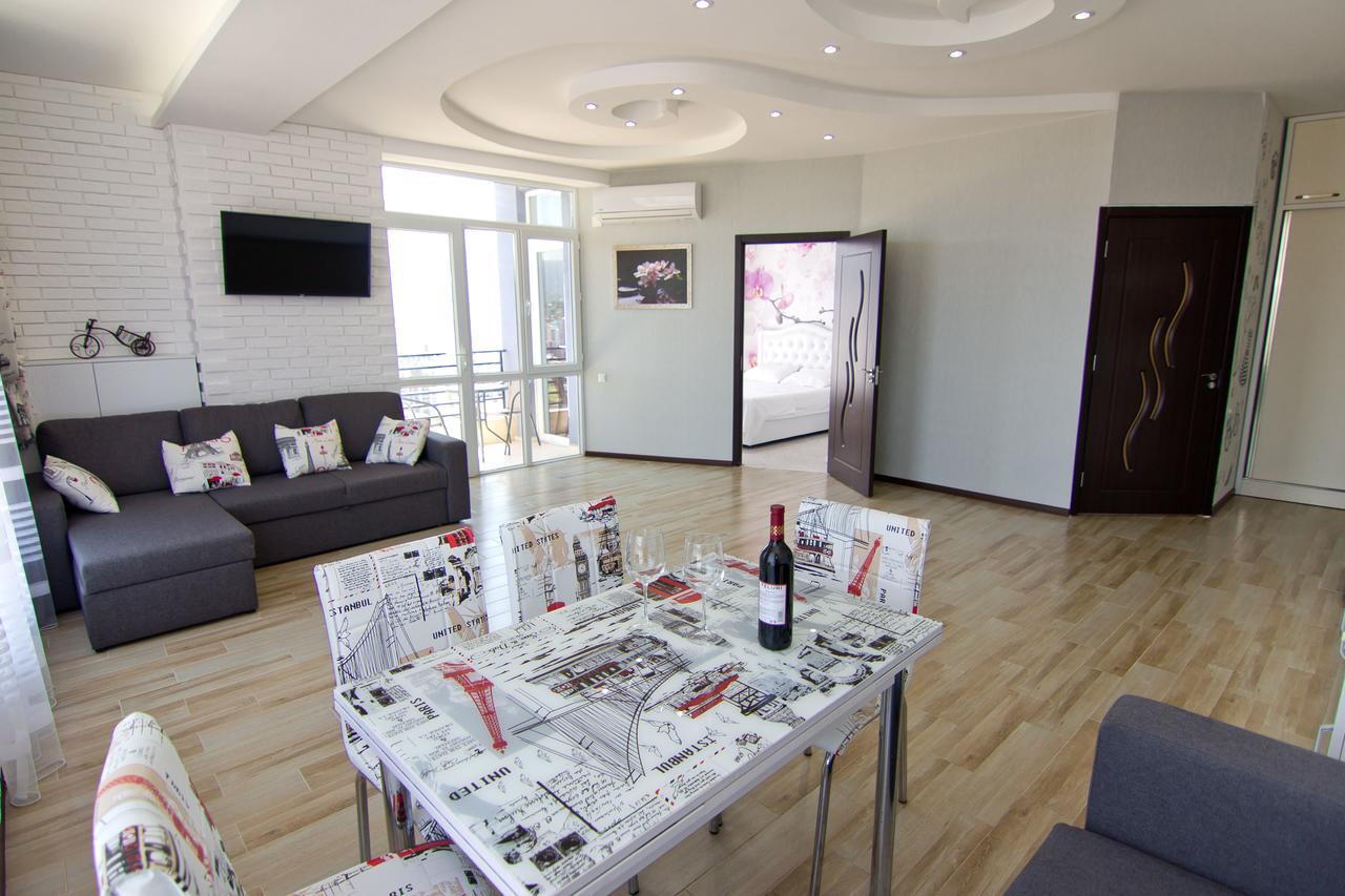 Batumi Real Lux Apartment ภายนอก รูปภาพ
