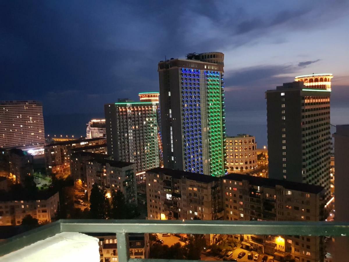 Batumi Real Lux Apartment ภายนอก รูปภาพ
